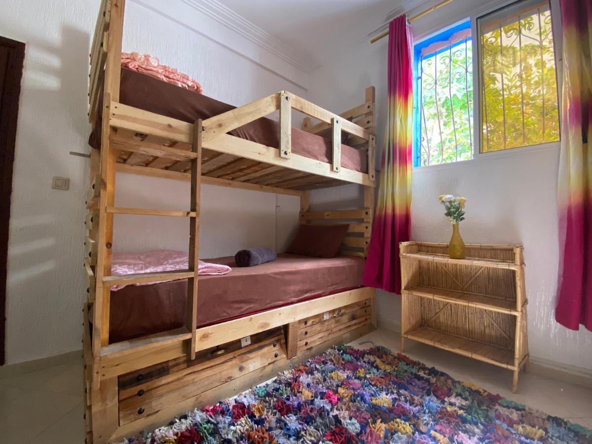 Готель Red Carpet Surf Camp Sea, Mountain & Garden Escape Tamraght Екстер'єр фото